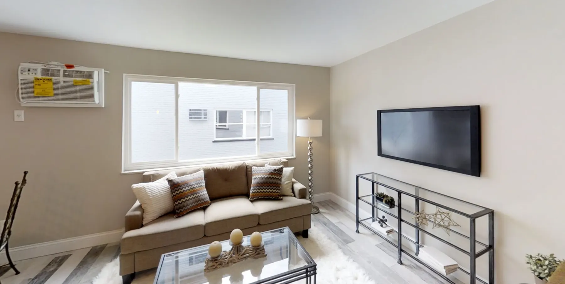 2-bedroom living area